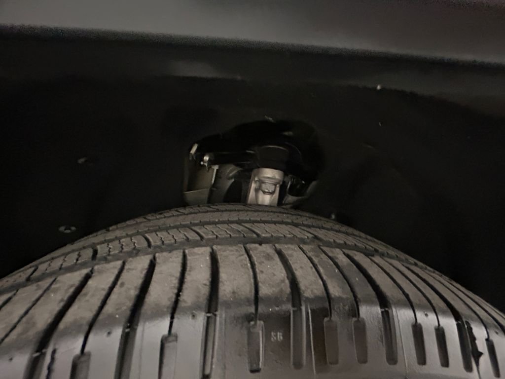 Used 2021 Silver Jeep Laredo E image 22
