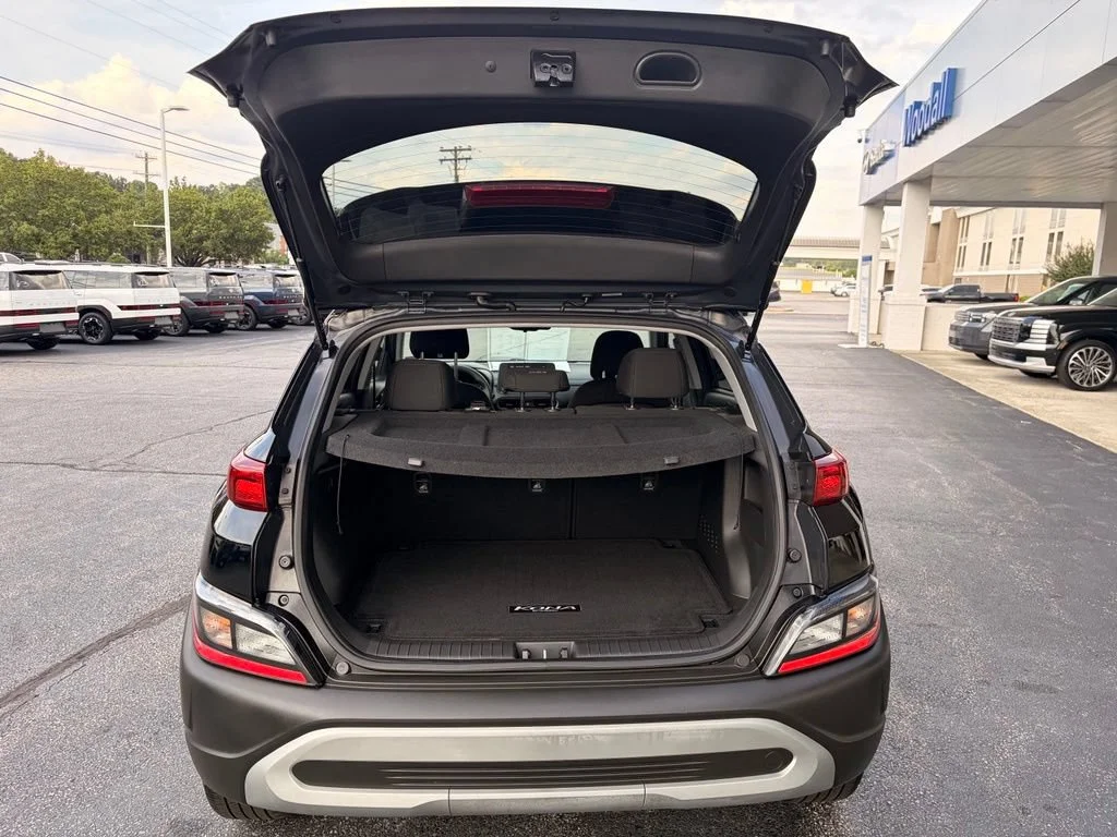 Used 2023 Abyss Black Per Hyundai SEL image 8