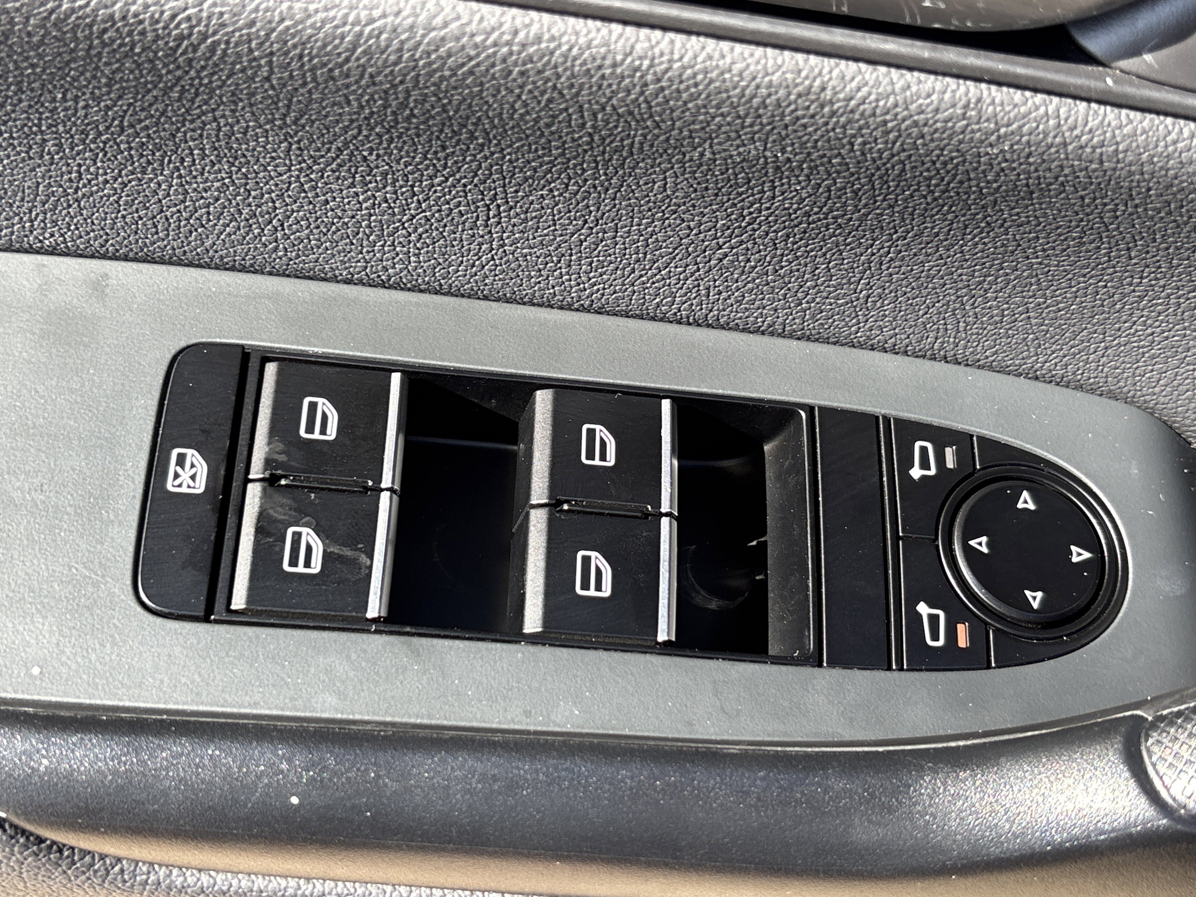 Used 2026 Ingot Blue Metallic Mazda Premium image 22