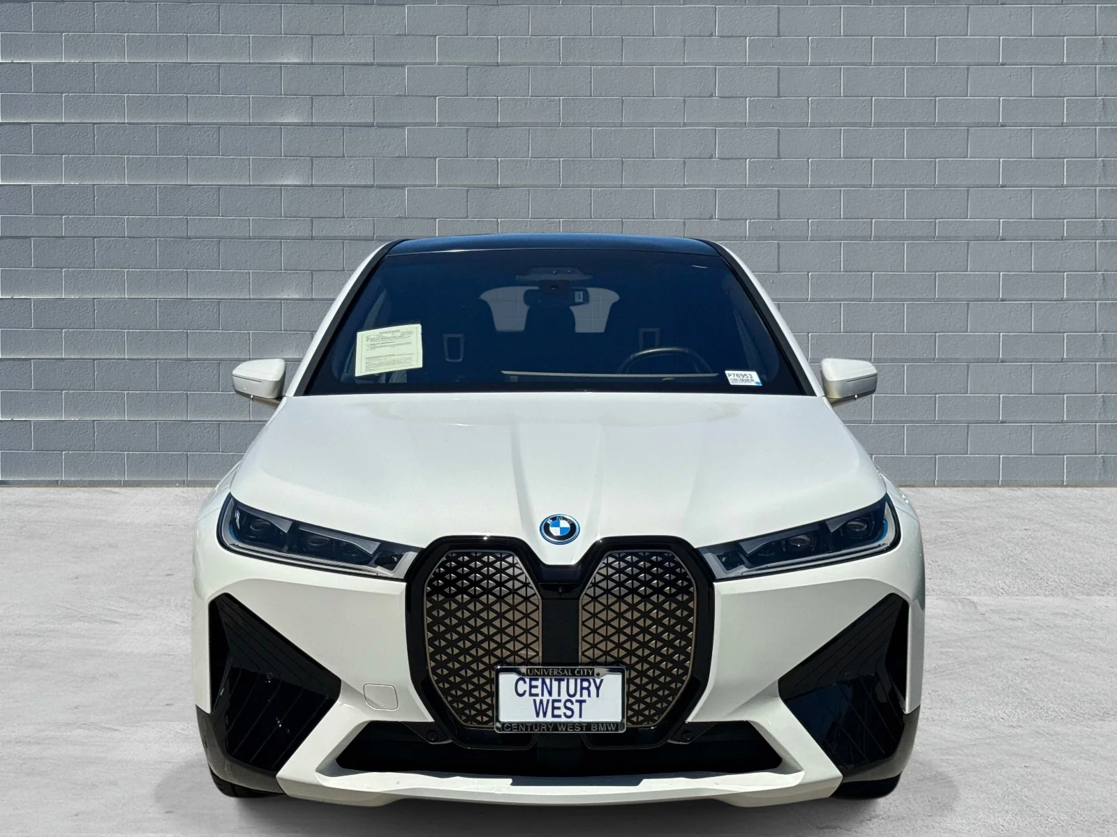 Used 2023 BMW iX Base with VIN WB523CF01PCM93782 for sale in Los Angeles, CA