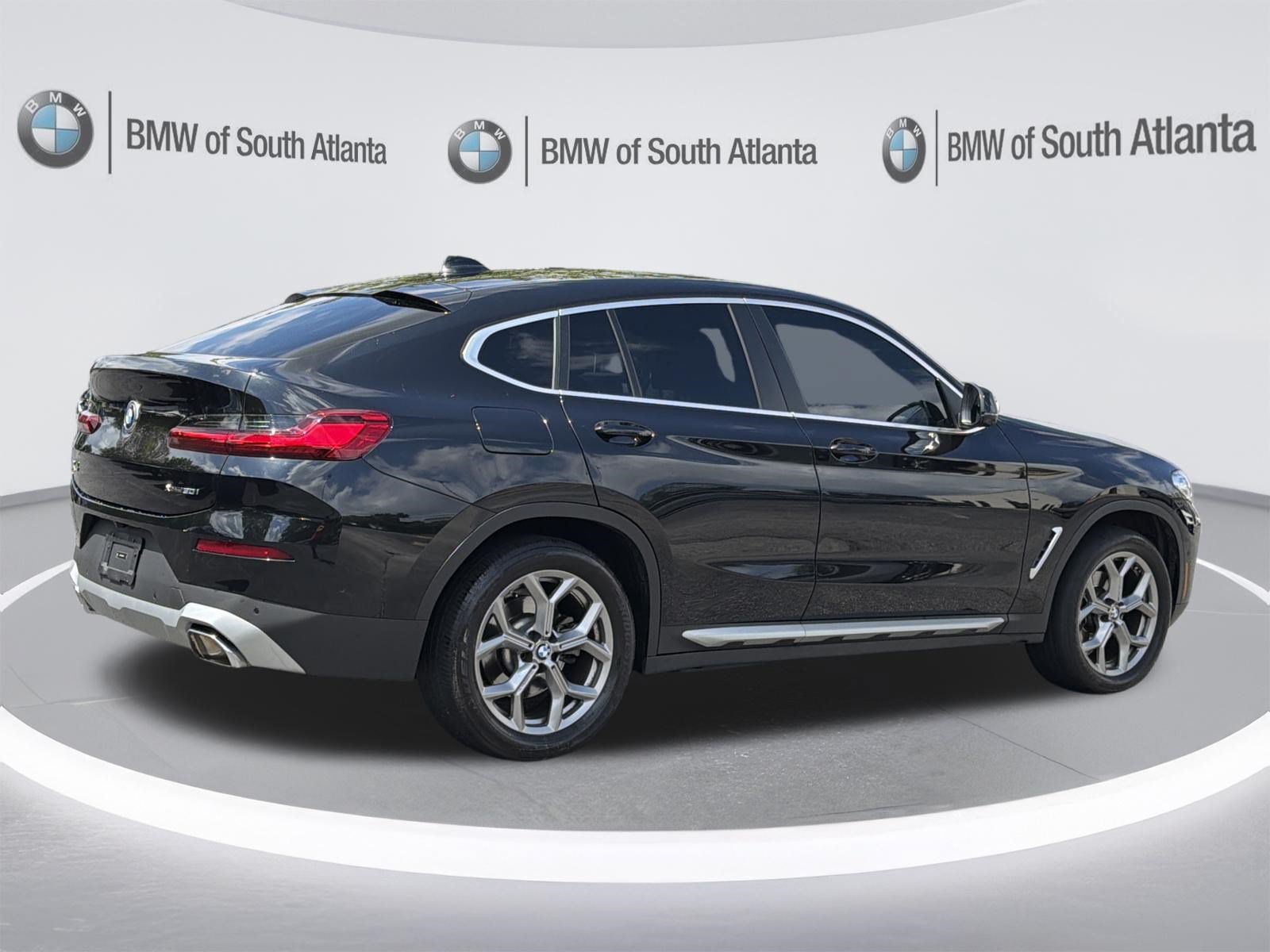 Used 2024 Black Sapphire Metallic BMW xDrive30i image 27