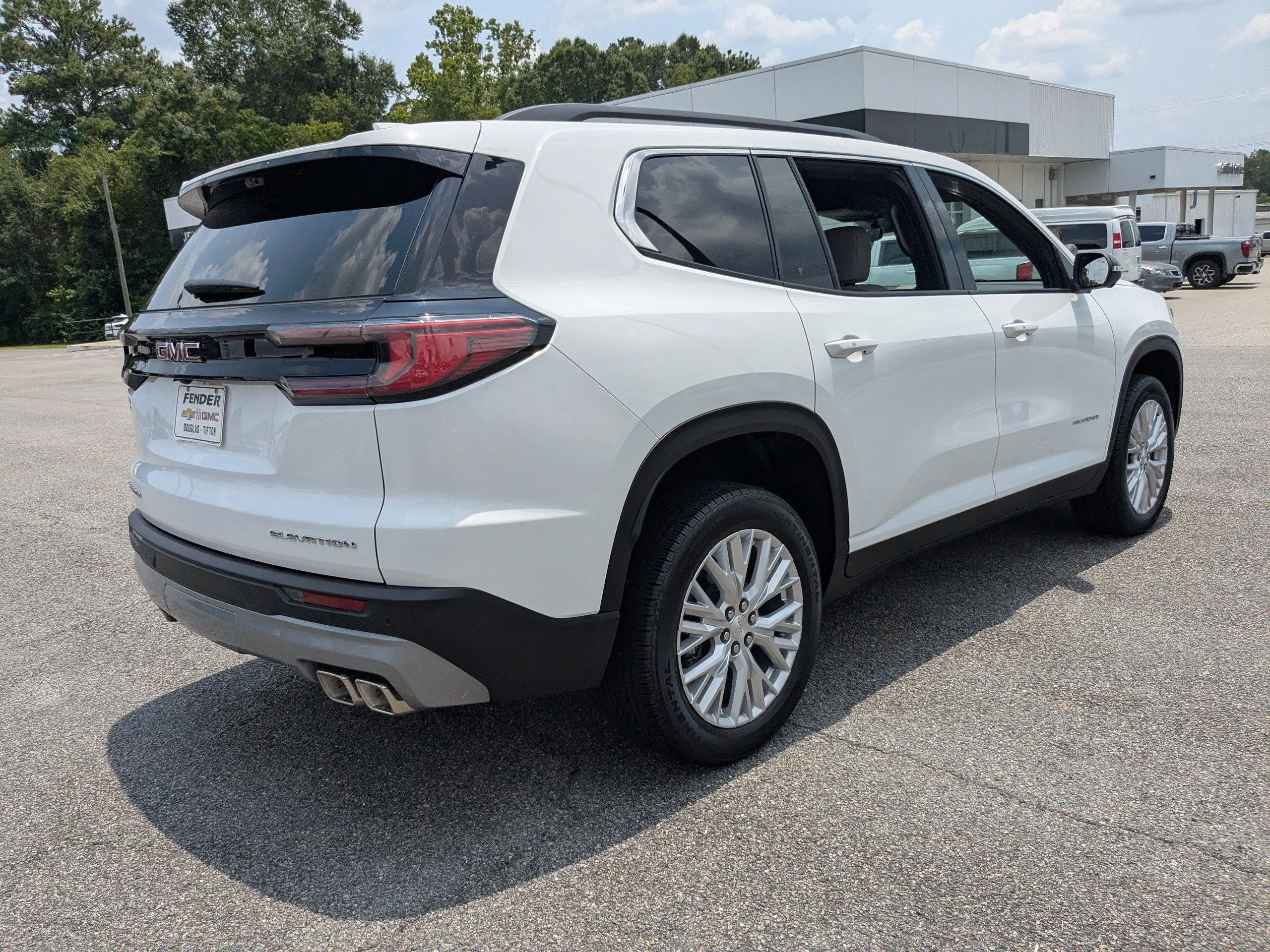 2026 GMC Acadia Elevation - Photo 6