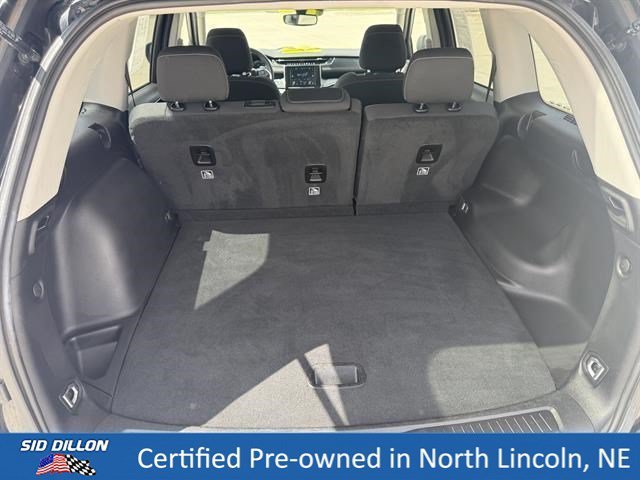 Certified Used 2023 Diamond Black Crystal Pearlcoat Jeep Laredo image 11