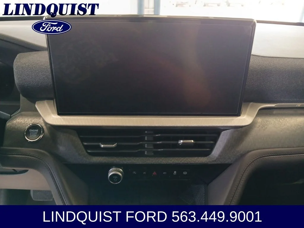 Used 2025 Gray Metallic Ford Platinum image 15