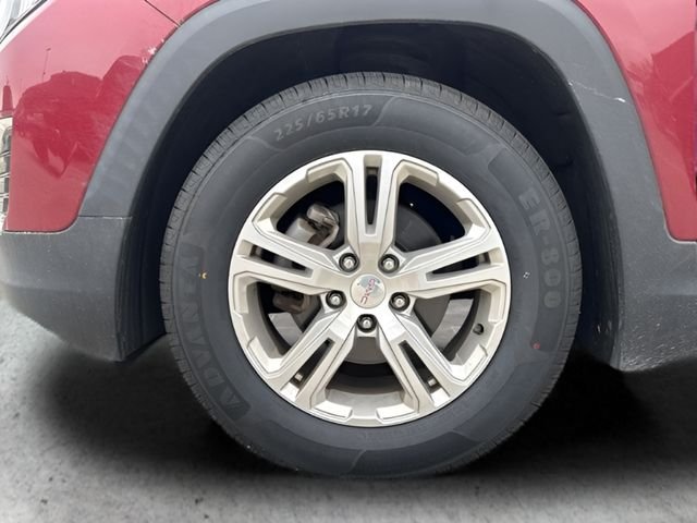 Used 2018 Red GMC SLE image 24