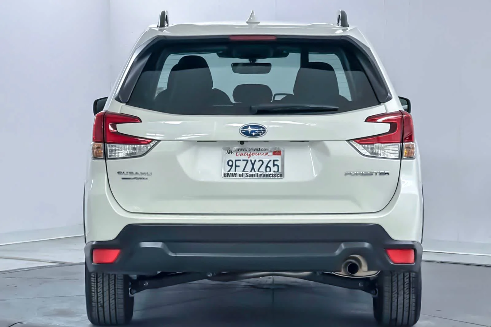 Used 2023 Crystal White Pearl Subaru Premium image 7