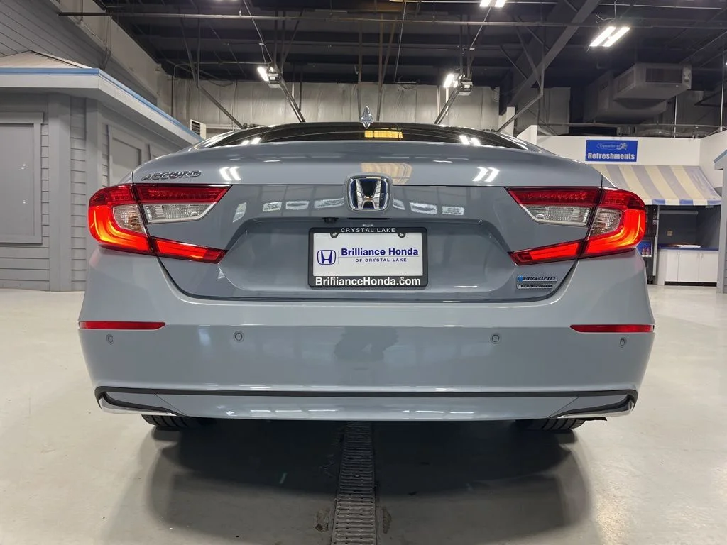 Certified Used 2022 Sonic Gray Pearl Honda Touring image 6