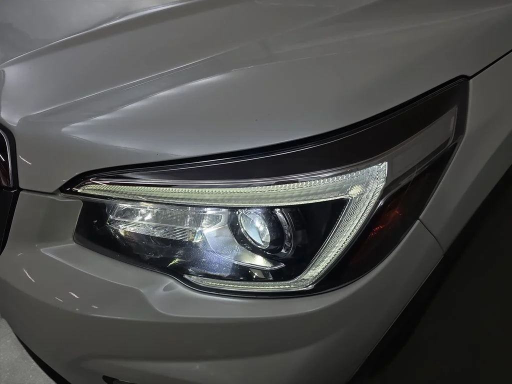 Used 2020 White Subaru Touring image 32