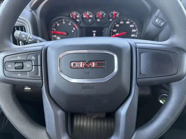 New 2026 Summit White GMC Pro image 31