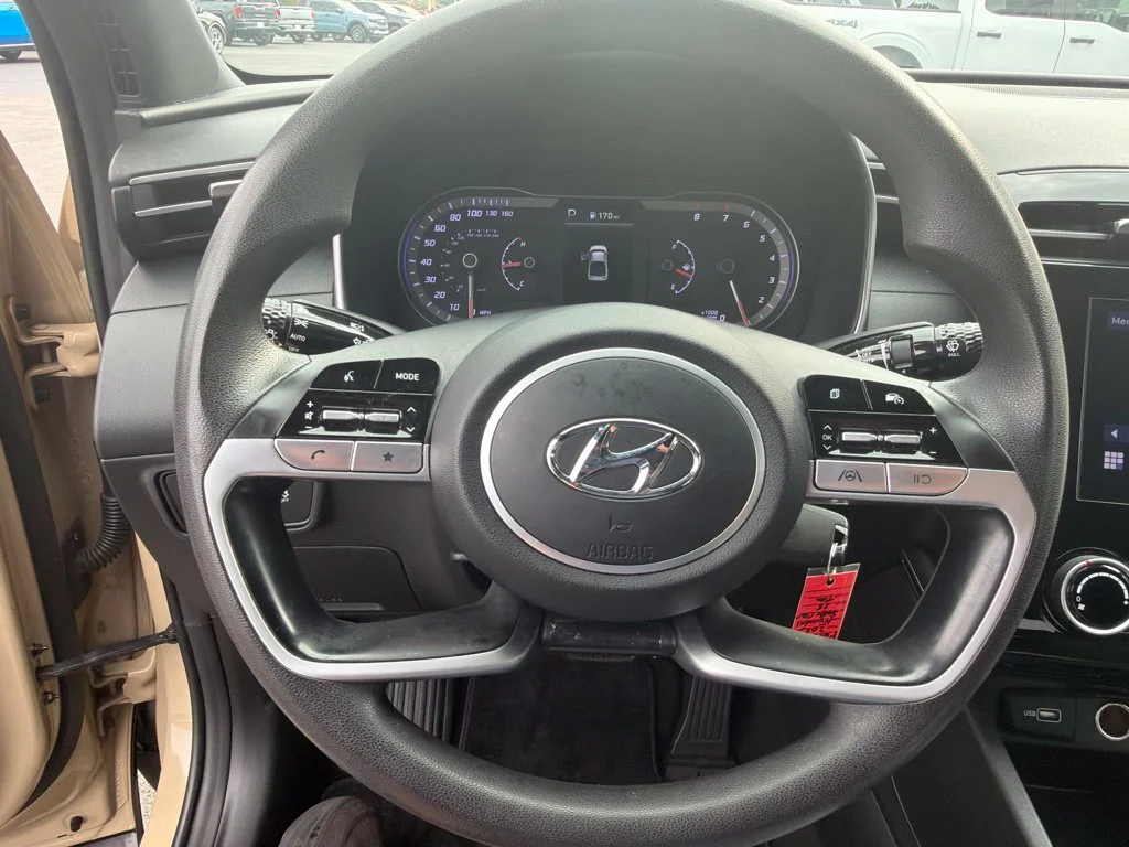 Used 2023 Sand Hyundai SE image 16