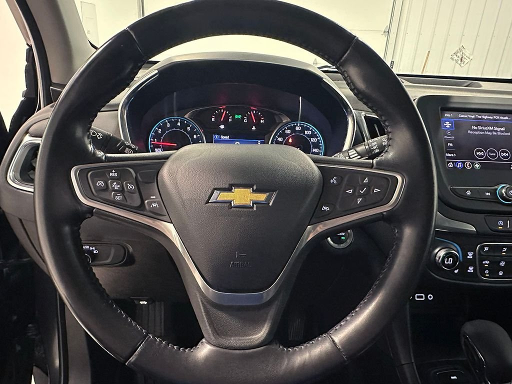 Used 2022 Gray Chevrolet LT image 34