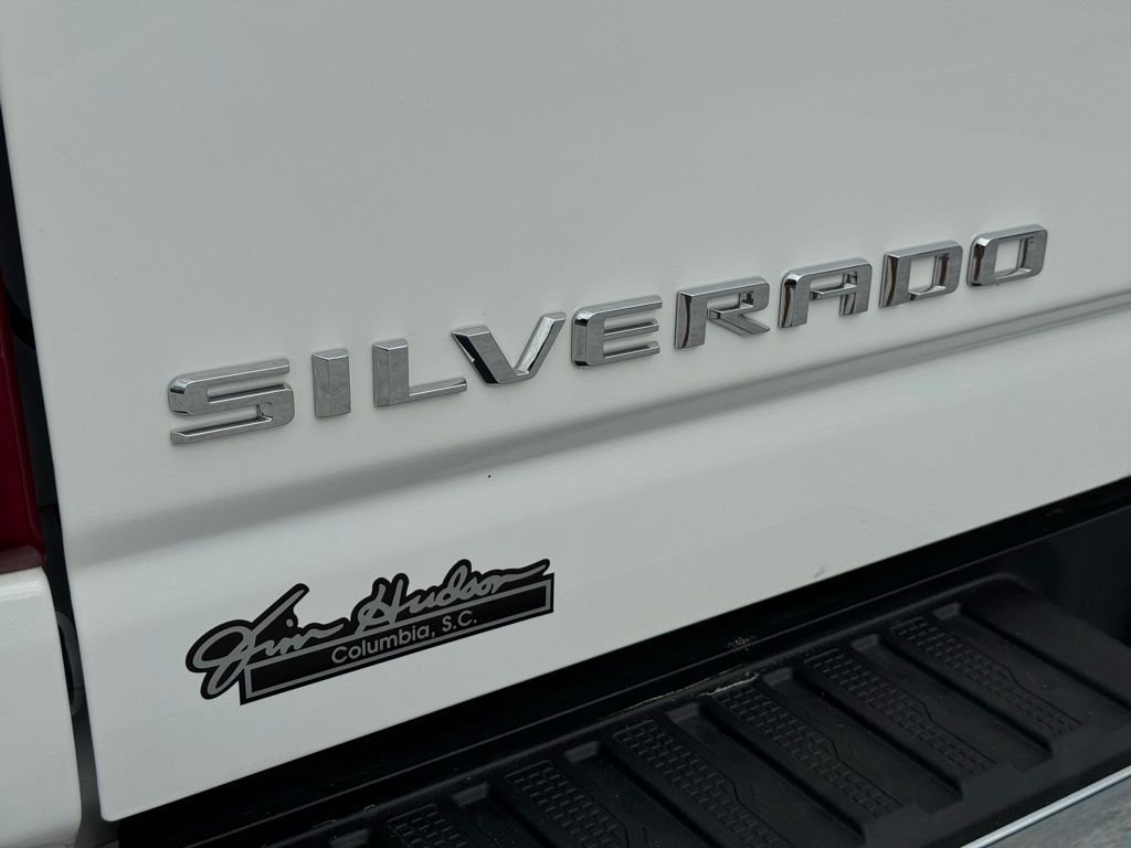 Used 2025 White Chevrolet LT image 14