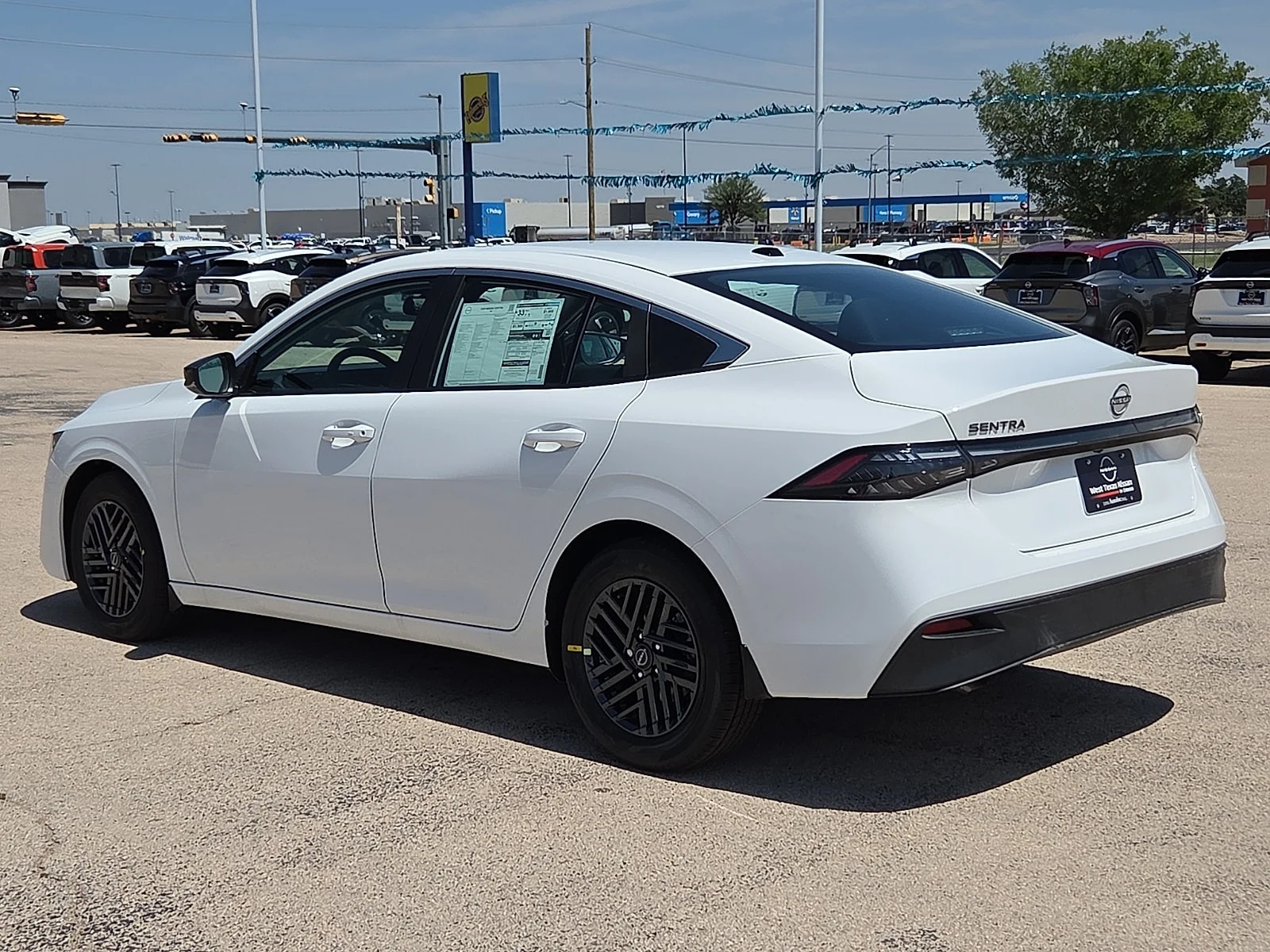 New 2026 QM1 Fresh Powd Nissan SV image 3