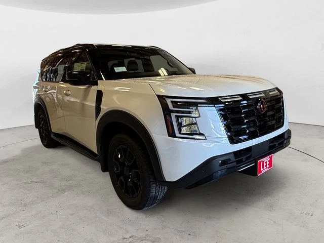 New 2026 White Nissan PRO-4X image 8