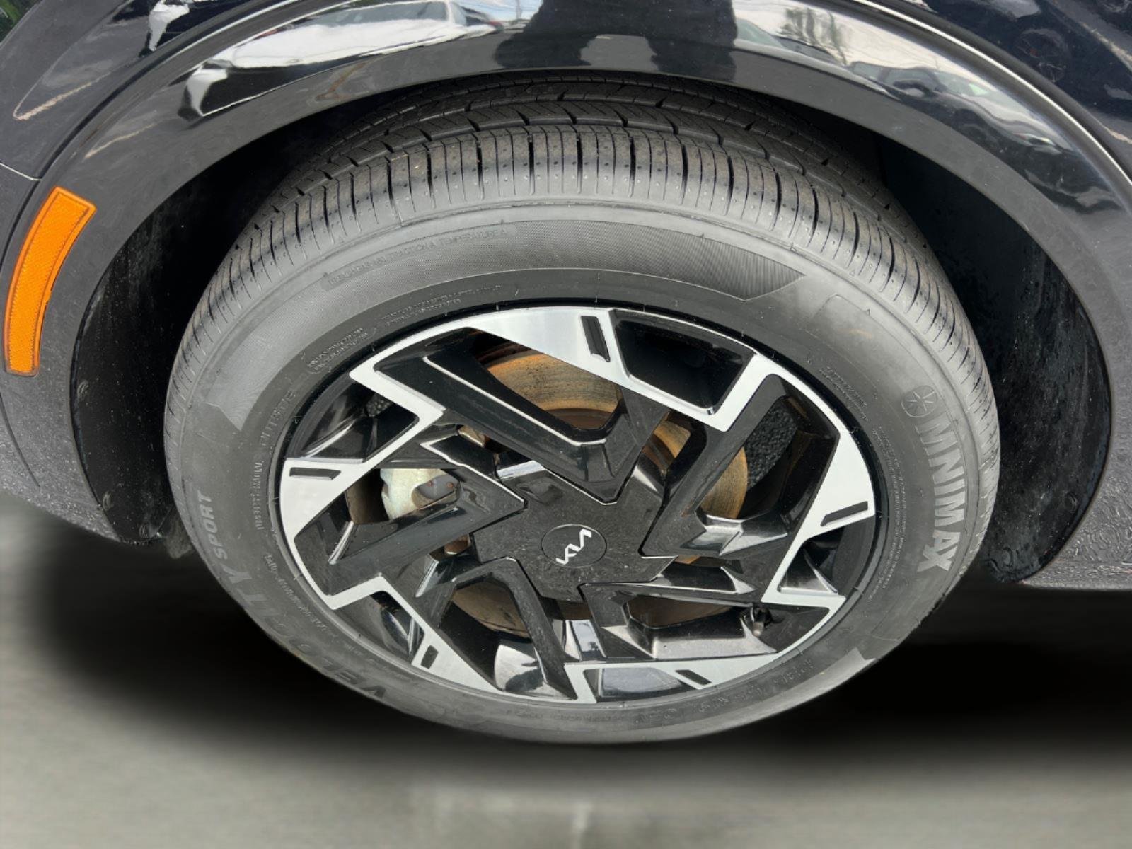 Used 2025 Ebony Black Kia SX-Prestige image 33