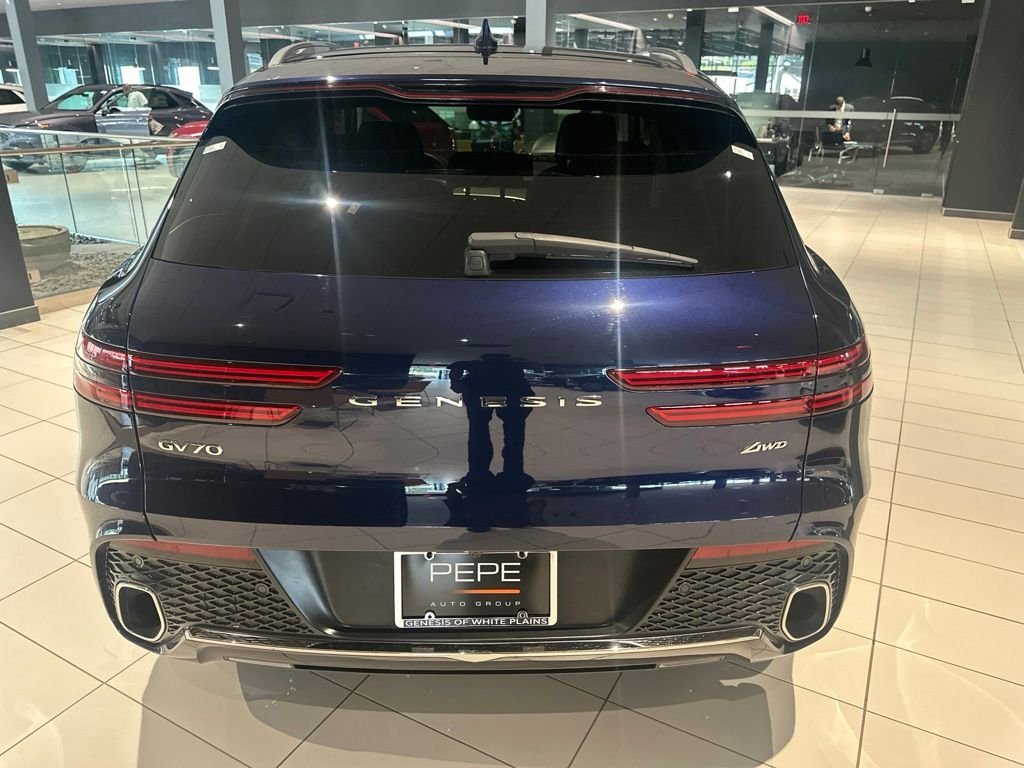 2024 GENESIS GV70 Standard - Photo 6