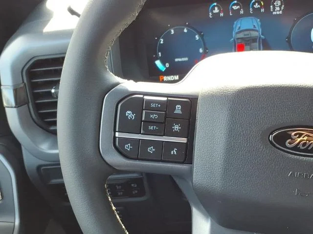 New 2026 Carbonized Gray Metallic Ford XLT image 13