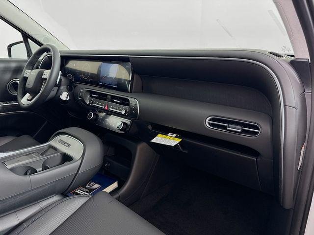 New 2026 White Hyundai Blue SEL 7P image 46