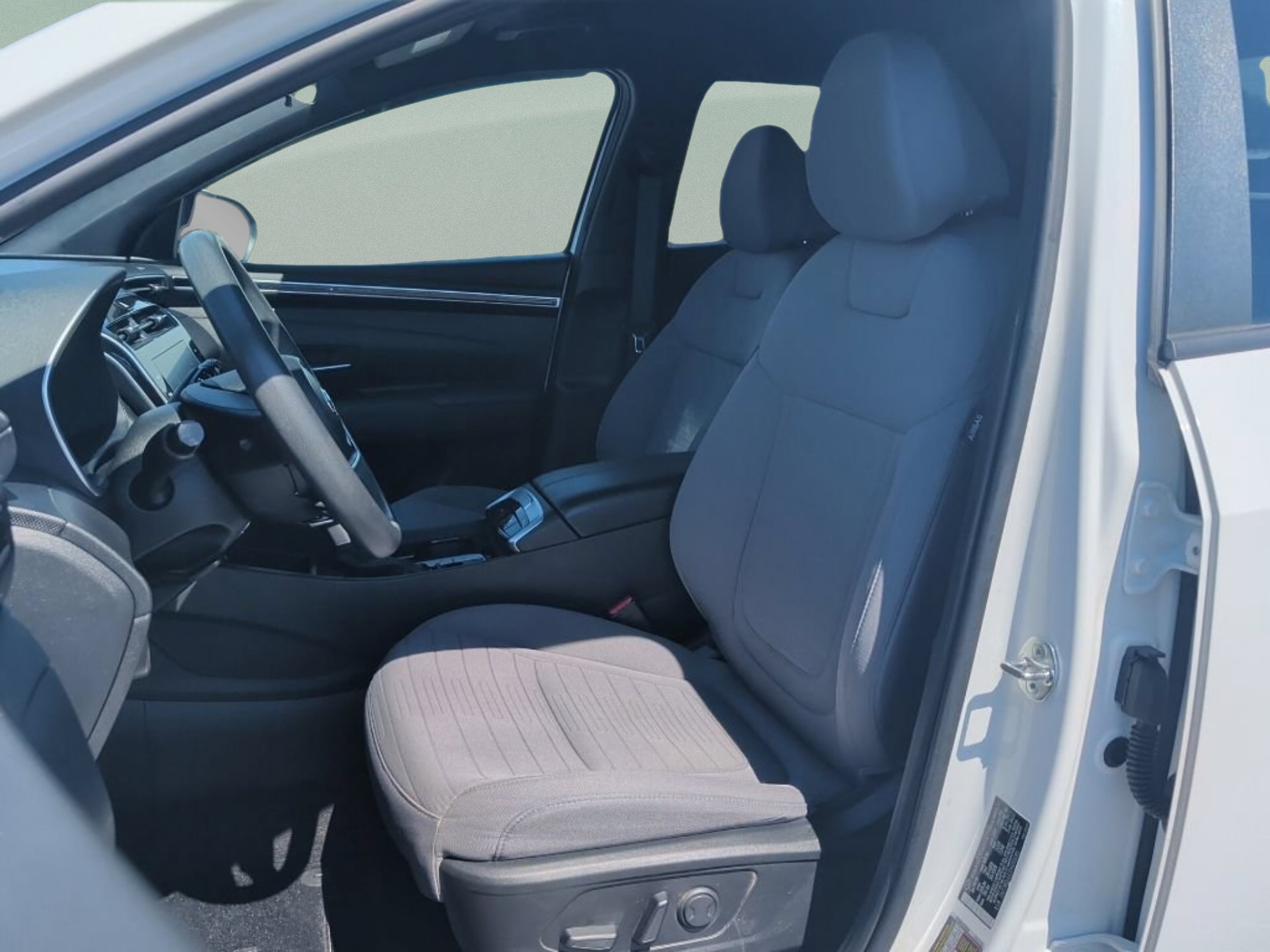 Used 2023 Atlas White Hyundai SEL image 16