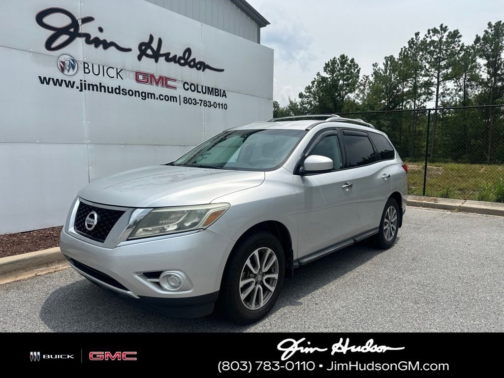 Used 2013 Silver Nissan SV image 1