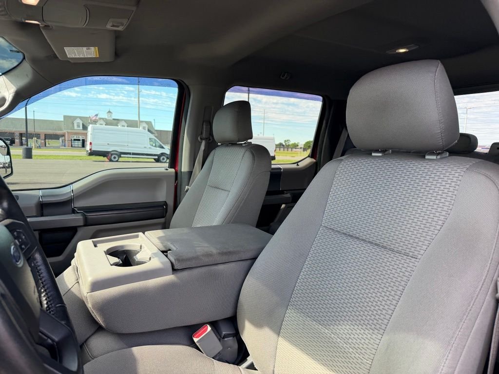 Used 2015  Ford XLT image 14