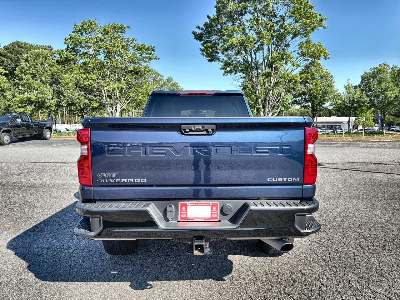 Used 2022 Northsky Blue Metallic Chevrolet Custom image 7