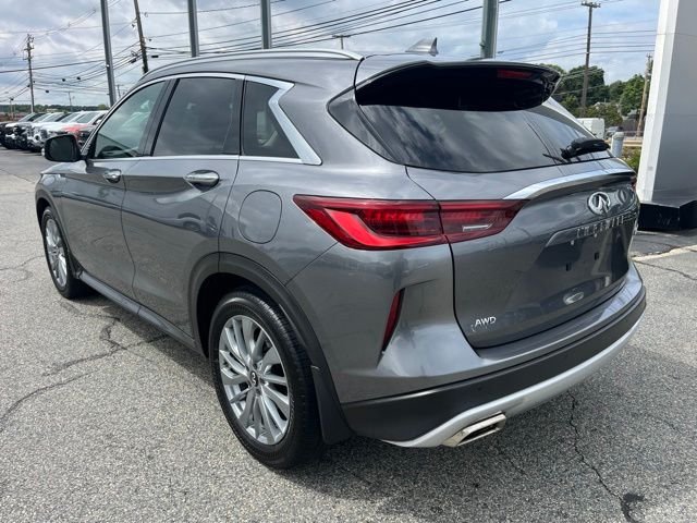 Used 2025 Graphite Shadow INFINITI LUXE image 5