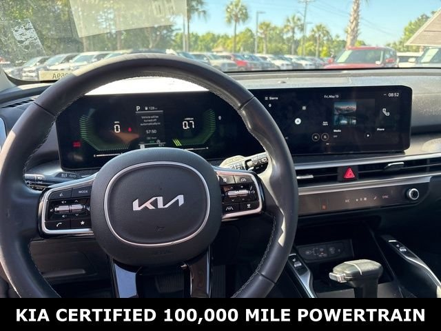 Used 2024 Silver Kia S image 12