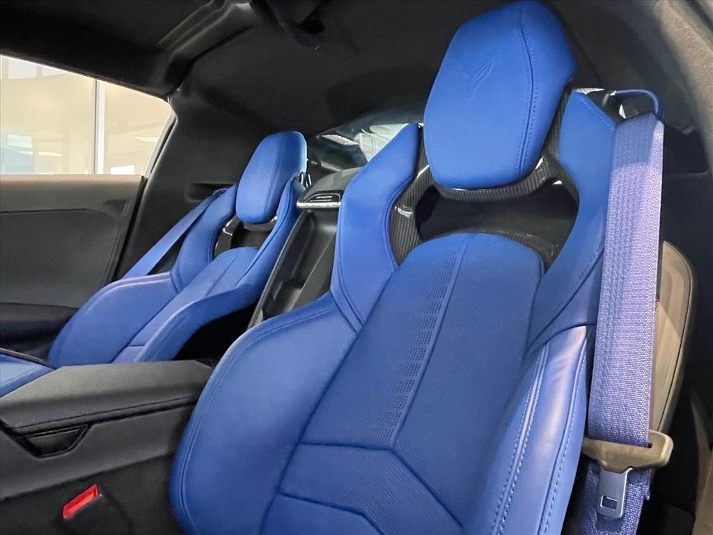 2027 Chevrolet Corvette 3LT - Photo 17