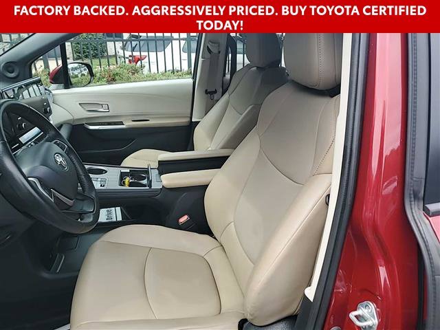 Used 2021 Red Toyota XLE image 3