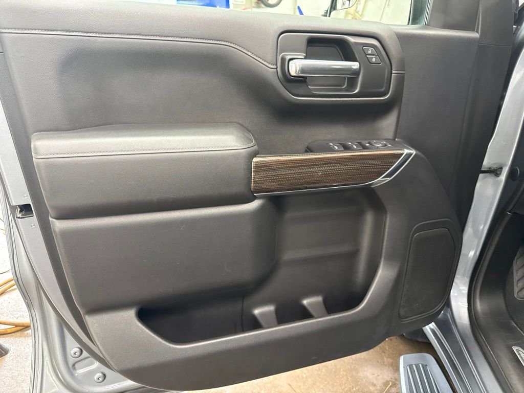 Used 2019 Gray Chevrolet LT image 20