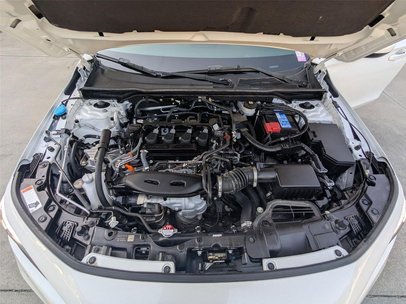 Used 2024 Platinum White Pearl Honda EX-L image 35