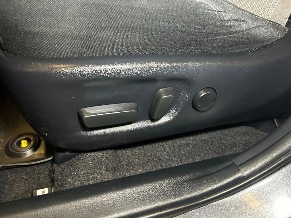 Used 2018 Magnetic Gray Toyota XLE image 23