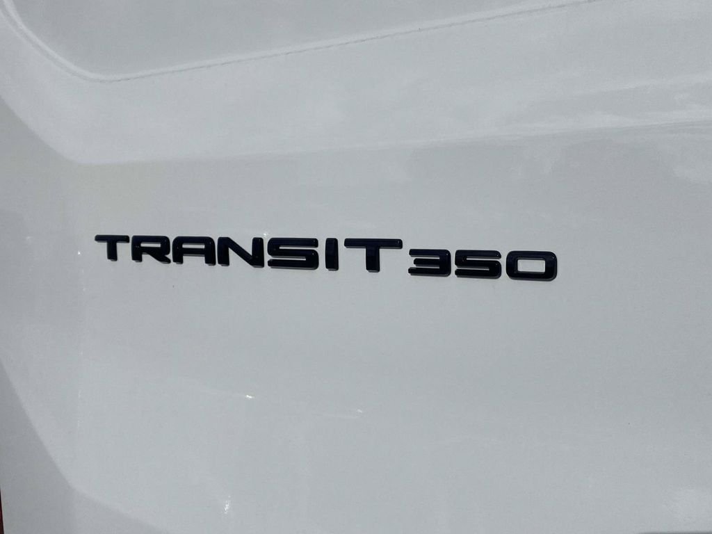 New 2026 Oxford White Ford Cargo Van image 4