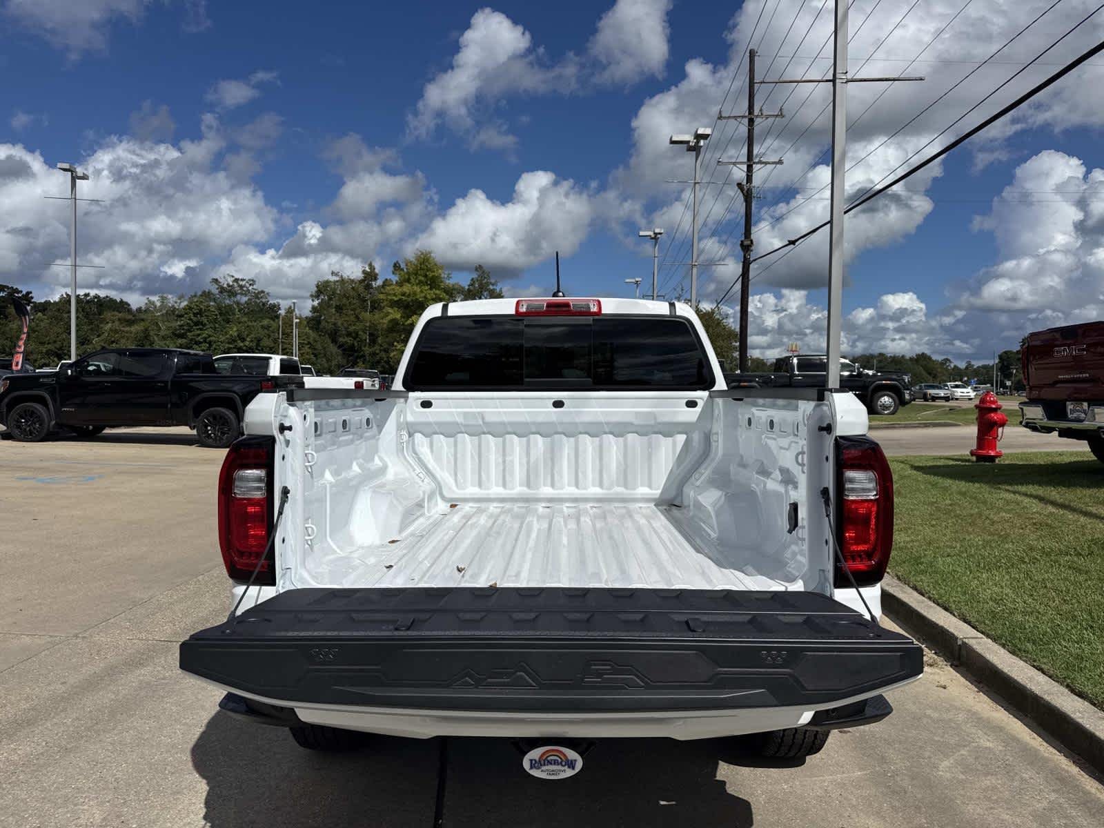 New 2026 Summit White GMC Elevation image 7