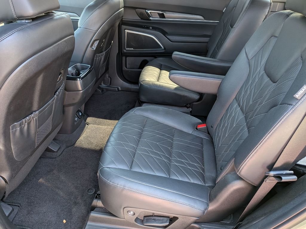 Used 2023 Green Kia SX-Prestige X-Pro image 31