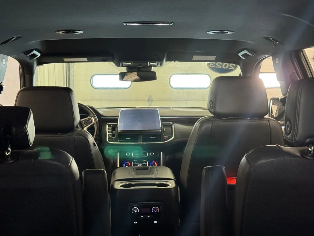2023 Chevrolet Suburban Z71 - Photo 18