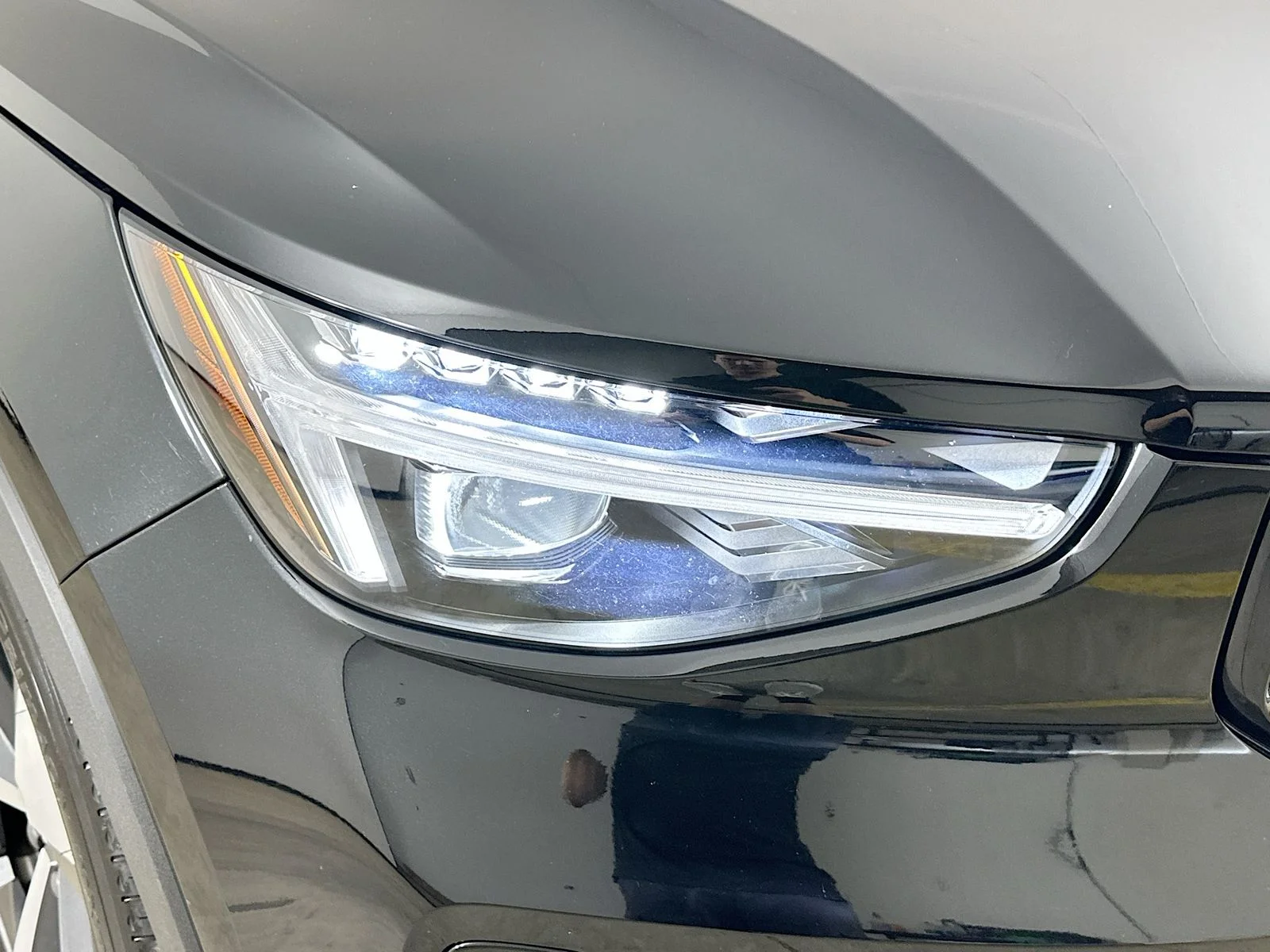 Used 2026  Volvo  image 9