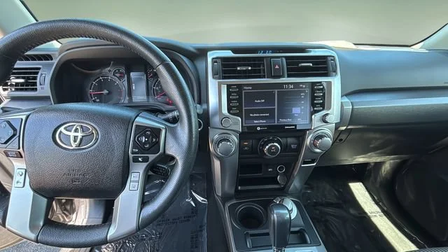 Used 2022 Gray Toyota SR5 image 11