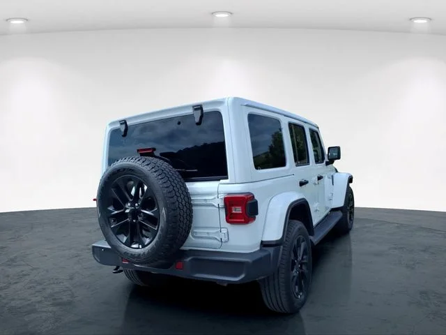 Used 2025 White Jeep Sahara 4xe image 12
