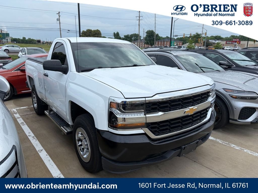 Used 2018 Summit White Chevrolet WT image 1