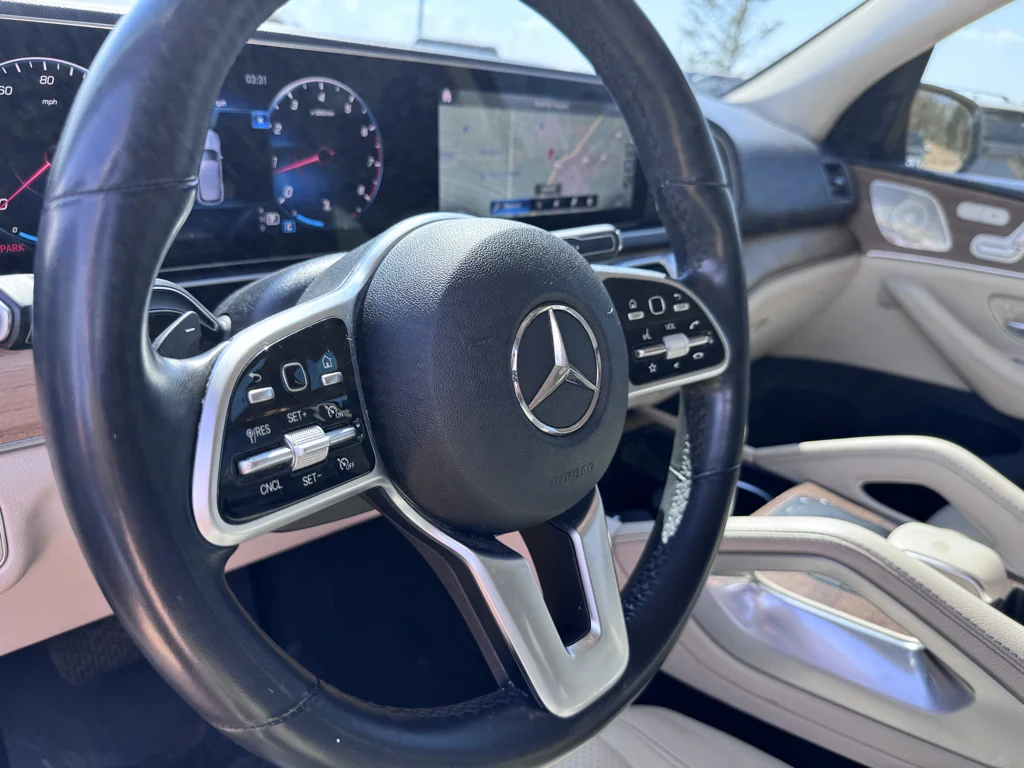 Used 2022 Polar White Mercedes-Benz GLE350 image 16
