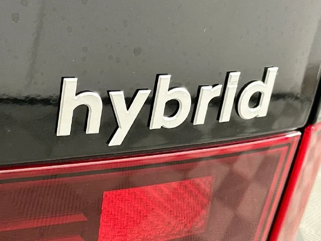 New 2026 Hyundai SANTA FE HYBRID SE