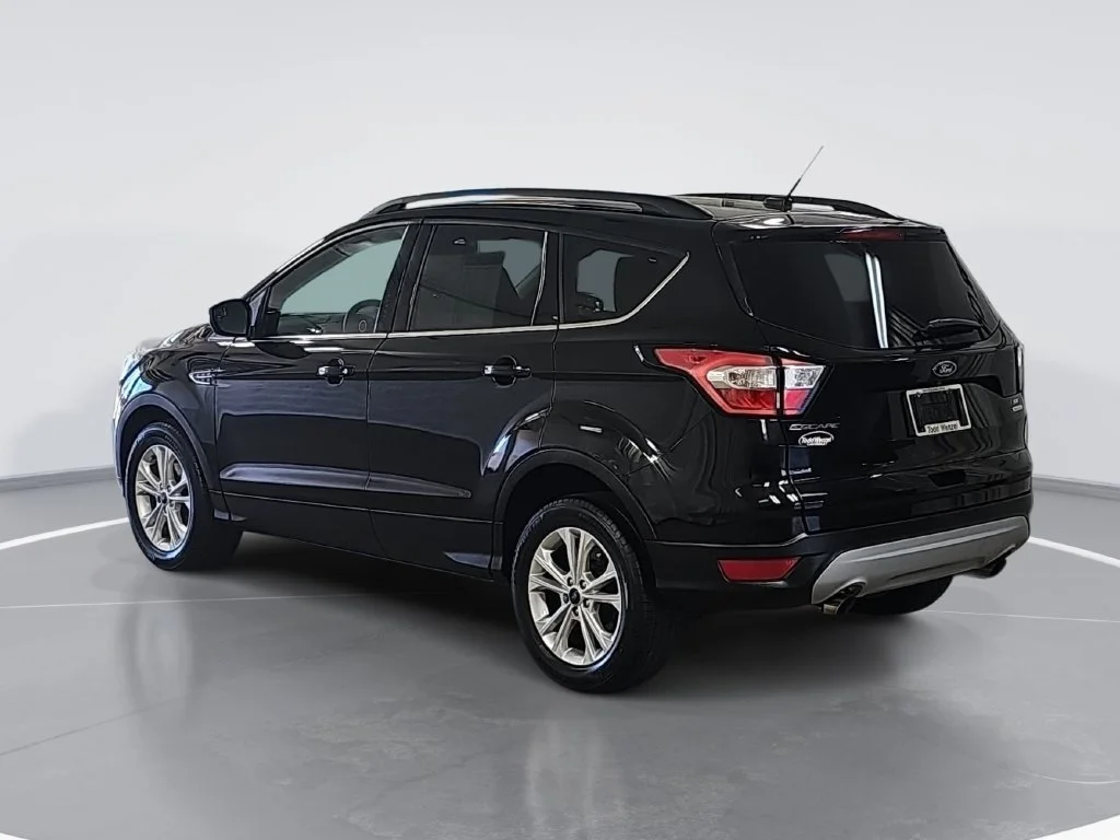 Used 2018 Black Ford SE image 6