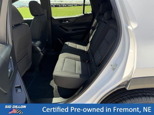Used 2025 Summit White Chevrolet AWD LT image 10