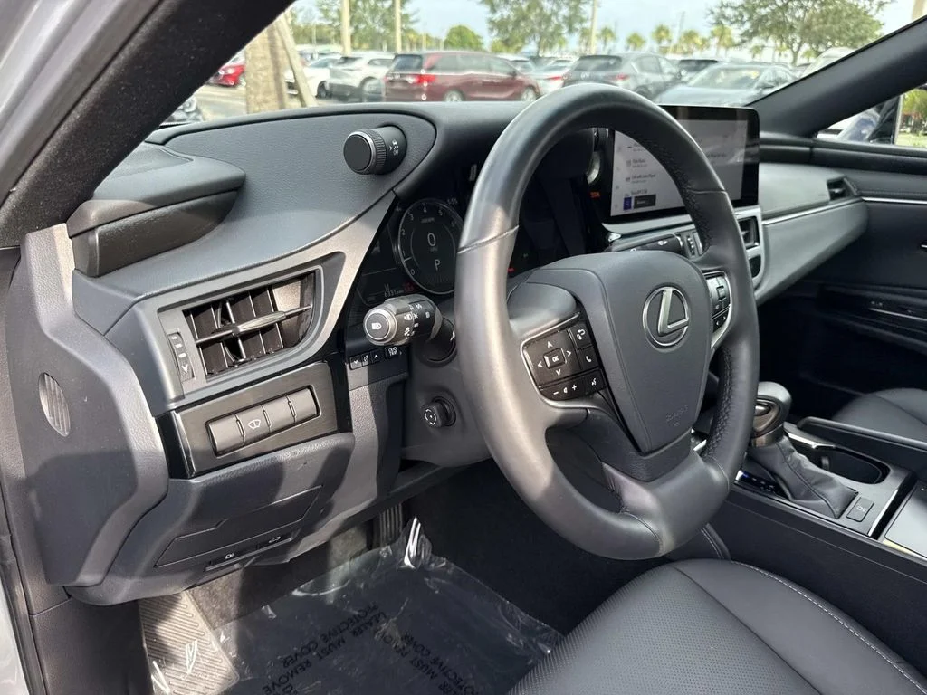 Used 2025 Silver Lexus 350 image 24