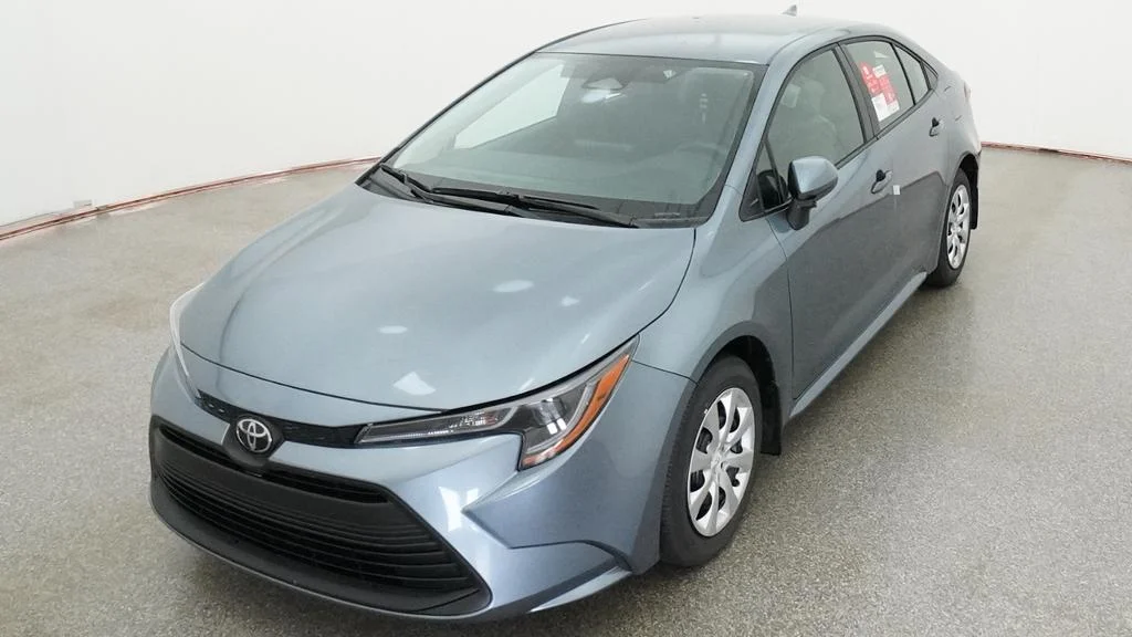 New 2027 Celestite Toyota LE image 20