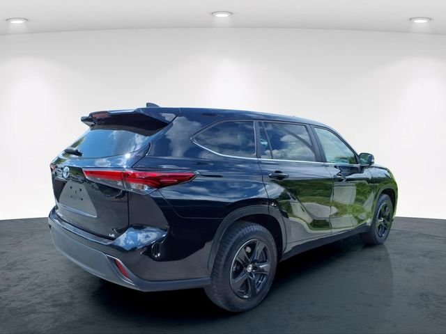 Used 2023 Black Toyota LE image 18