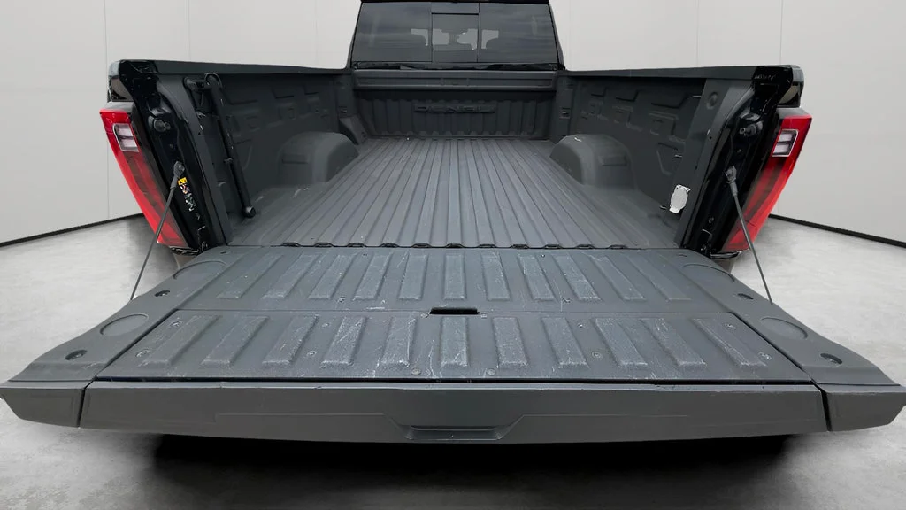 Used 2024 Onyx Black GMC Denali image 29