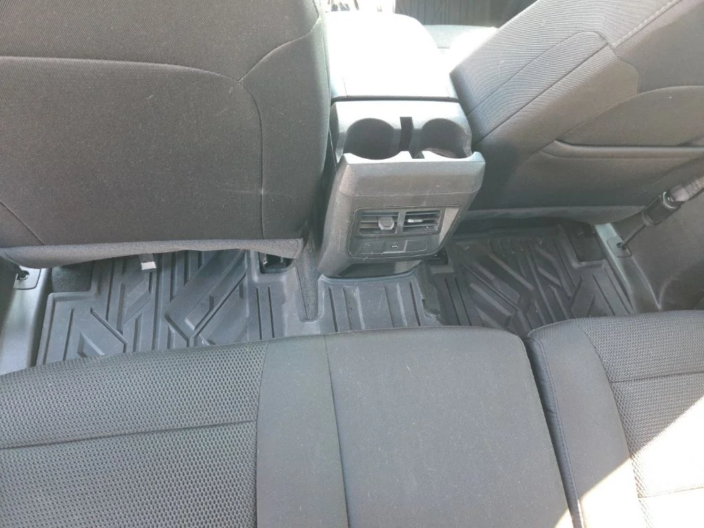 Used 2023 Gray Chevrolet LT image 28